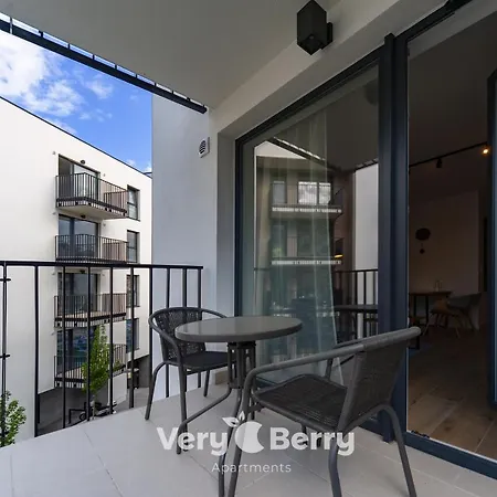 Garbary 104 - Z Balkonem - Self Check In 24h Apartment