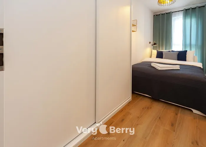 Apartment Garbary 104 - Z Balkonem - Self Check In 24h